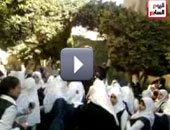 طالبات مدرسة بالقوصية يتظاهرن ضد مديرة الإدارة التعليمية