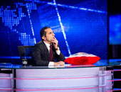 باسم يوسف يتناول حصول "مرسى" على الدكتوراه من باكستان فى حلقة اليوم