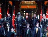 "حرس أردوغان العثمانى" يثير سخرية مواقع التواصل وصحفى: سيرك بالرئاسة