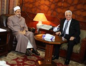 الرئيس الفلسطينى يطلع الإمام الأكبر على جهوده للاعتراف بدولة فلسطين