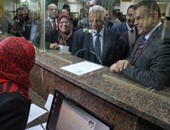 محافظ القاهرة يفتتح مركز خدمة المواطنين بالنزهة