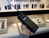 بالصور.. نعرض أول هواتف محمولة أنتجتها شركات التكنولوجيا.. أول هاتف لسامسونج فى 1988.. ونوكيا تبدأ مشوارها بهاتف وزنه 800 جرام.. وأبل تدخل المنافسة بأول "آى فون" فى 2007