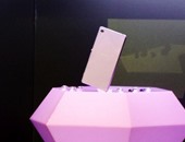 بالصور.. سونى تعلن رسميا عن نسخة باللون البنفسجى من هاتف Xperia Z3
