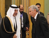 السفارة السعودية بالقاهرة تفتح أبوابها للعزاء وللمبايعة أمام الجالية