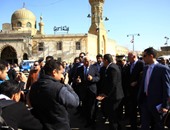 محافظ القاهرة يفتتح ميدان السيدة نفيسة بعد انتهاء تطويره