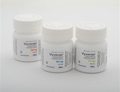FDA.. تصدق على عقار "Vyvanse" لعلاج اضطراب الشراهة عند تناول الطعام