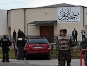 بالصور.. كردون أمنى بمحيط مسجد الفرقان بفرنسا بعد محاولة دهس عدد من الجنود