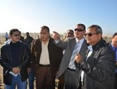 بالفيديو والصور.. محافظ كفر الشيخ يتفقد أعمال تطوير ميناء البرلس