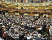 البرلمان يقرر توزيع قوانين السيسي وعدلى منصور على اللجان برئاسة أكبر أعضائها
