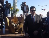 وزير الرى يوقد شعلة احتفال أسوان بالعيد القومى ويقرر فتح متحف النيل مجانا
