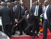 الرئاسة فى زيمبابوى تنفى إصابة روبرت موجابى بأزمة قلبية