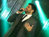 النجم محمد حماقى يحتفل مع جمهوره بالعام الجديد