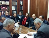 سامح عاشور يلتقى بمحامى الإسكندرية لمناقشة ضوابط مشروع العلاج