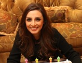 أنغام تحتفل بعيد ميلادها الـ44 مع جمهورها على "فيس بوك"