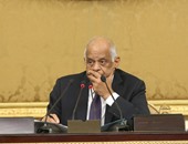 رئيس البرلمان فى حديث حاد لسليمان وهدان:"أحنا مش بمجلس عرب.. ما يصحش كده"