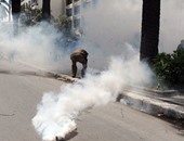 احتجاجات" العاطلين "تجتاح المدن التونسية والشرطة تواجهها بقنابل الغاز