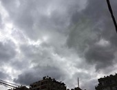 بالصور.. البرد الشديد والغيوم والطقس السيئ يضرب محافظة أسيوط
