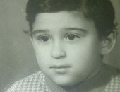 مستخدمو "فيس بوك" يتداولون صورة لـ"سيد أبو حفيظة" فى طفولته