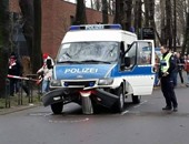 حادث لسيارة شرطة خارج ملعب كولن فى الدورى الألمانى