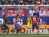 أتلتيكو مدريد يُهدى برشلونة صدارة الليجا بتعادل مخيب أمام إشبيلية