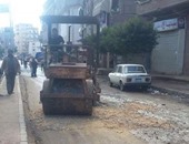 ترميم وصيانة شوارع مدينة دمياط لتيسير الانتقالات والحركة المرورية 