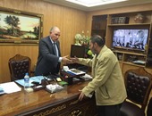 وزير العدل يستجيب لمواطن طلب لقاءه بعد سجن نجله