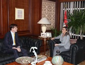 وزيرة التعاون تناقش مع السفير البريطانى فرص التعاون بين البلدين