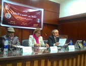رئيس اتحاد كتاب مصر: أمن مصر يكمن فى إعادة بناء الإنسان بالثقافة
