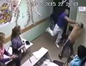 بالفيديو.. طبيب روسى يقتل مريضًا بالضربة القاضية لتحرشه بإحدى الممرضات