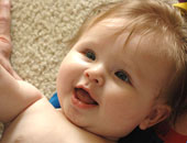 ما علامات إصابة الأطفال بفيروس التهاب الكبد الوبائى(أ)؟