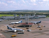 إغلاق مطار دونيتسك بشرق أوكرانيا بعد هجوم للانفصاليين الموالين لروسيا