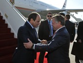 بالصور..استقبال حافل للرئيس بمطار "ماركا" العسكرى فى الأردن