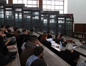 تأجيل محاكمة علاء عبد الفتاح وآخرين بـ"أحداث مجلس الشورى" لـ27 ديسمبر
