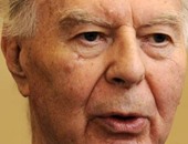 وفاة رئيس وزراء بلجيكا السابق تيو تيندمانز عن 92 عاما