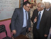 محافظ القاهرة لابن وزير الأوقاف الأسبق: "سلملى على بابا"..والمستشار: يوصل