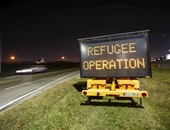 بالصور.. طائرة عسكرية تقل 136 لاجئا سوريا تقلع من لبنان فى طريقها إلى كندا
