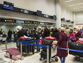 "مطار تورونتو": وصول أول طائرة للاجئين سوريين إلى كندا