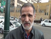 بالفيديو..مواطن للمسئولين:"اللى مش عاجبهم فى معهد الأورام بيوزعوه"