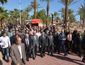 بالصور..مسيرة عمالية تجوب شوارع شرم الشيخ لدعم السياحة والتنديد بالإرهاب