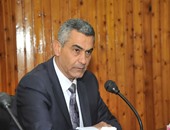 وزير النقل يكافئ عامل مزلقان أبو مشهور بالغربية لالتزامه بإجراءات السلامة