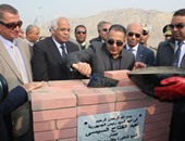 "مرور القاهرة" تستكمل توسعات نفق زهراء المعادى رغم الشبورة المائية