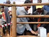 وزير الرى يفتتح بئر مياه جوفية بأوغندا كنموذج لـ50 بئر