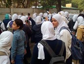 مديرة مدرسة وولى أمر طالب يتبادلان اتهامات بالاعتداء بالضرب فى الهرم