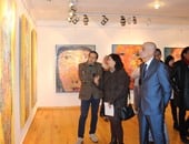 خالد سرور فى افتتاح معرض "تراكم زمنى" للفنان محمد ربيع