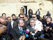 بالصور.. وزير الآثار فى افتتاح مقبرة "مايا": نعمل على فتح مزارات جديدة لجذب السائحين