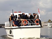 بالصور.. شرطة المسطحات تلاحق المراكب النيلية المخالفة قبل احتفالات رأس السنة