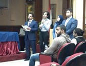 بالصور.. طلاب يعيدون تدوير المخلفات لدعم اقتصاد مصر فى مشروع تخرجهم