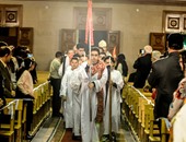 الأقباط الكاثوليك و"الأسقفية" يبدأون صلوات عيد الميلاد