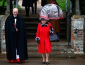 الملكة إليزابيث والأسرة المالكة يهنئون البريطانيين بعيد الميلاد المجيد