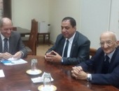 برلمانى بالإسكندرية لتوفيق عكاشة: "داخلنا البرلمان عشان المواطن مش عشانا"  
